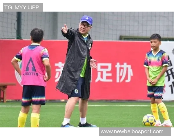 国外博主热议16岁邝兆镭崛起之路中国足球未来不可小觑